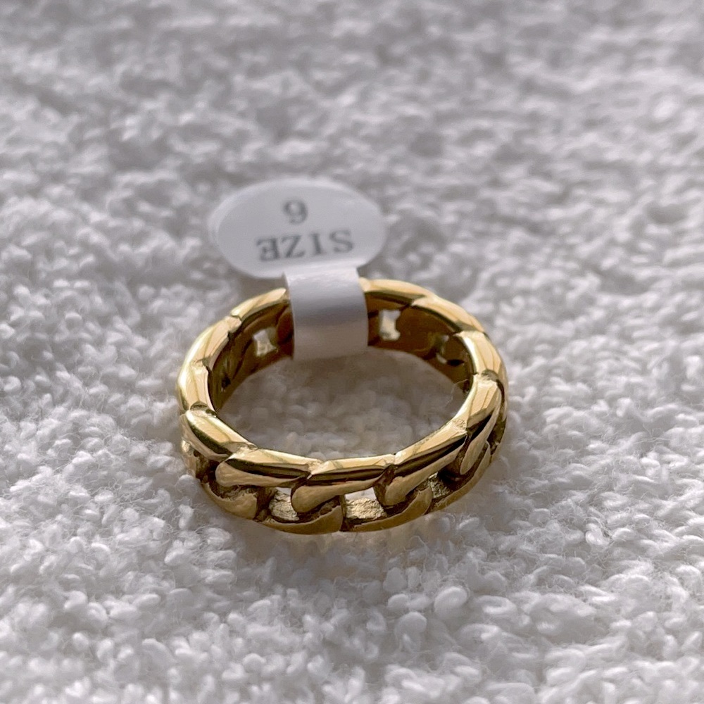 ✨HOST PICK✨ NEW Gold Chain Ring